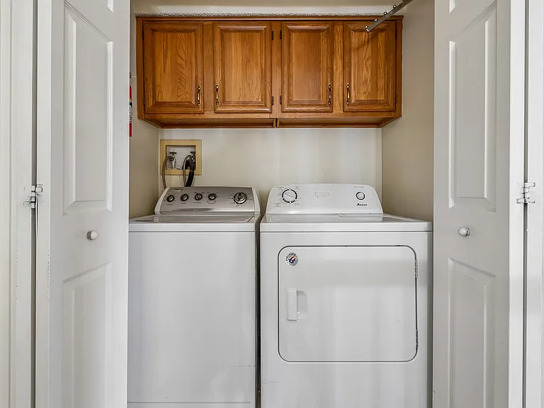 118 Magee Ct — Photo 17