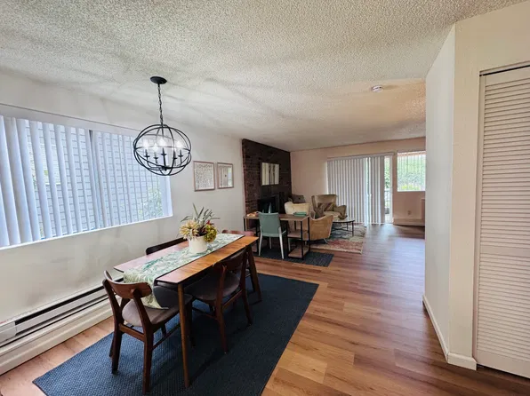 15420 9th Ave SW #7B, Seattle, WA 98166