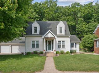 2116 Shiras Ave, Dubuque, IA 52001