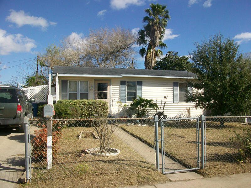 1st image of 1406 Buenos Aires St