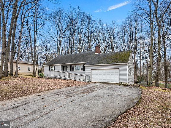 2nd image of 1514 Shadyside Rd