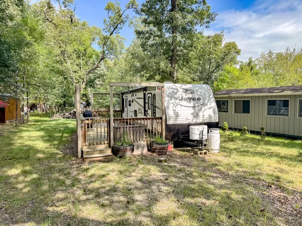 27/96 Woodhaven Dr E, Sublette, IL 61367