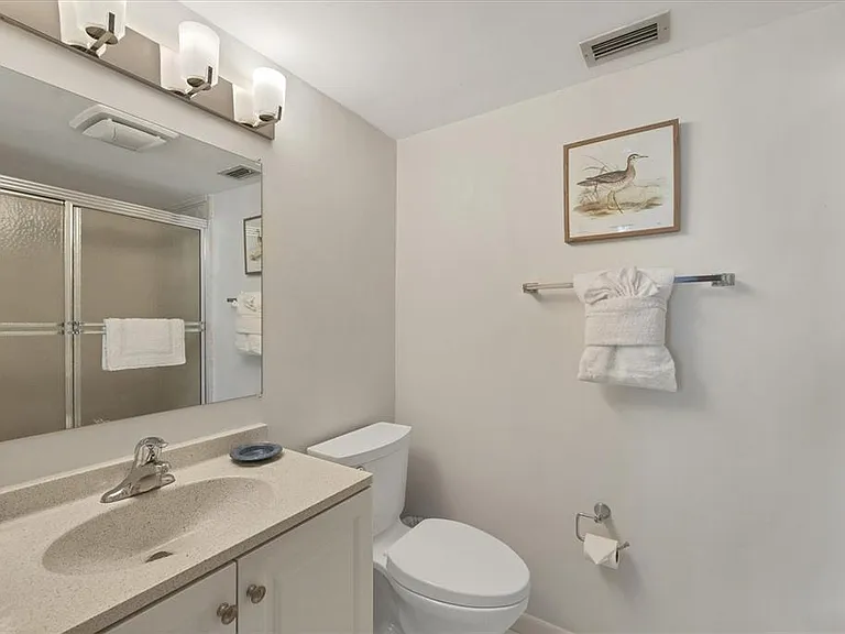 500 S Washington Dr #5B — Photo 17