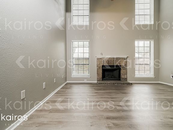 4th image of 2130 Woodnote Ln