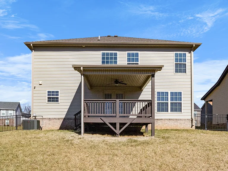 618 Battery Ct — Photo 36