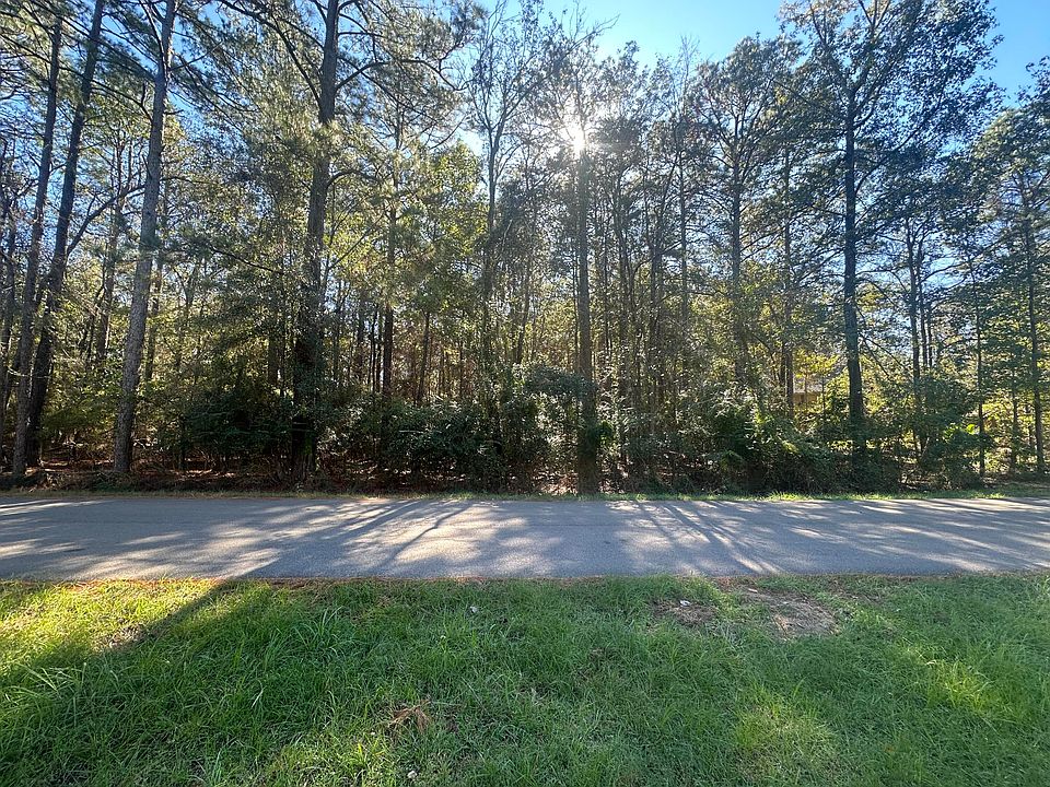 1st image of 25 Lake Estates Dr