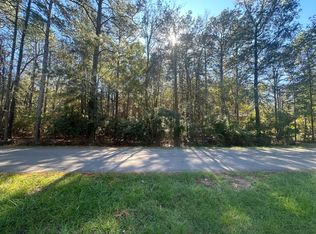 25 Lake Estates Dr, Hattiesburg, MS 39402