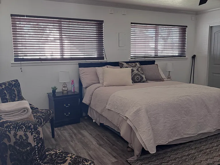 3603 Maple Ave — Photo 8