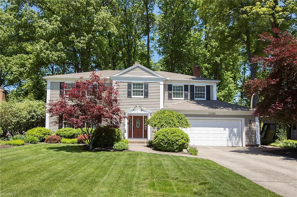 31202 Manchester Ln photo 1