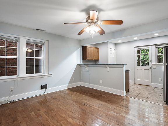 3rd image of 805 N 21st St APT D