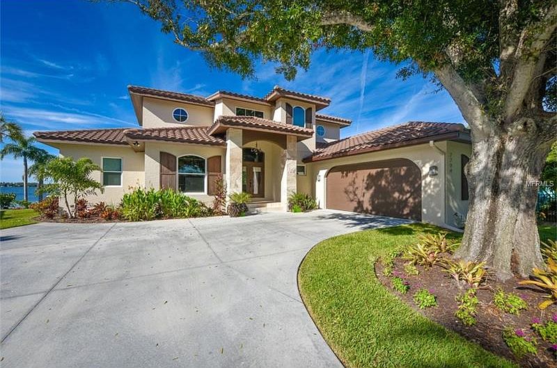 1st image of 7794 Holiday Dr N