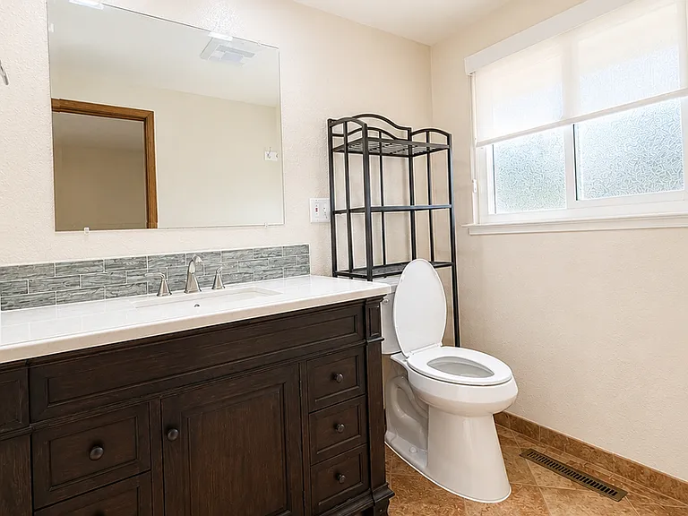 4469 Faulkner Dr — Photo 7