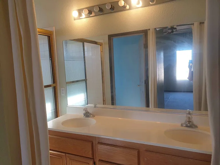 7989 Blue Brook Dr — Photo 8