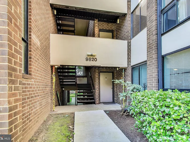 9820 Georgia Ave #301 — Photo 3