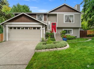 16110 NE 109th St, Redmond, WA 98052