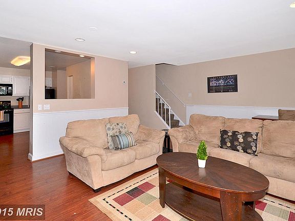 4th image of 30 Dudley Ct #16