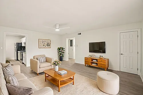 The Standard Apartments Photo 1