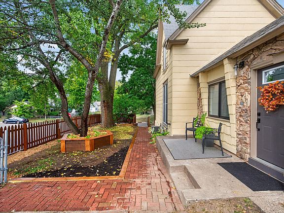4th image of 1084 Sylvan St
