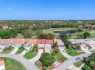 5293 Stonybrook Ln, Boynton Beach, FL 33437
