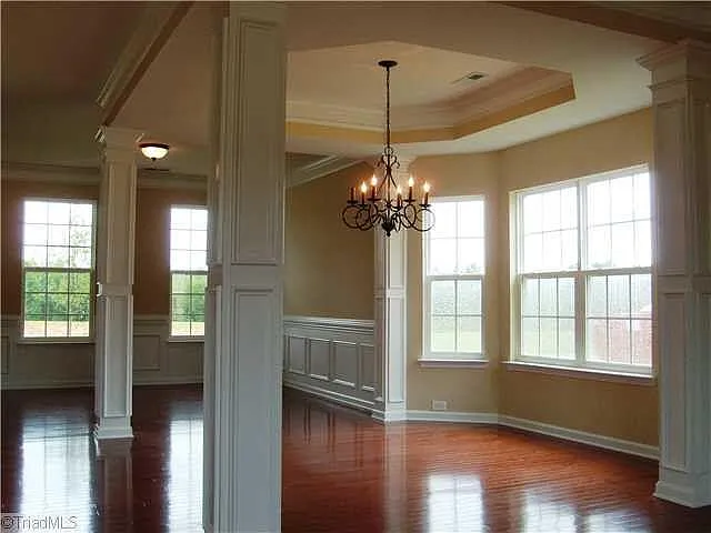 Building Photo - 3544 Lamplight Way