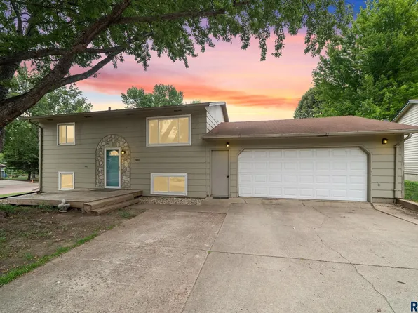 1000 S Gordon Dr, Sioux Falls, SD 57110