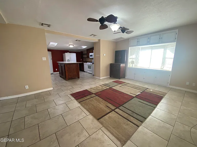 130 Buena Vista St #4 — Photo 2