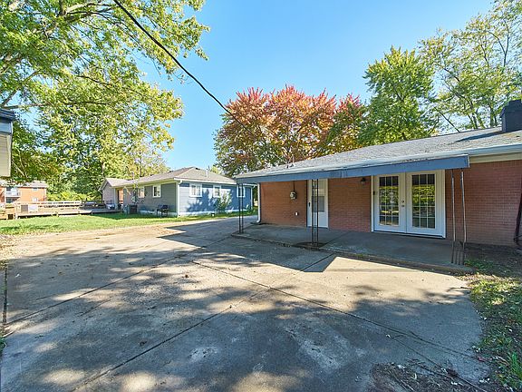 4th image of 2416 N Bolton Ave