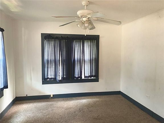 4th image of 805 W Lindsey St