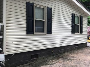 2940 Maple Ln, Cumming, GA 30041