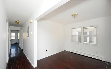 3 bed, $2,200 — Photo 2