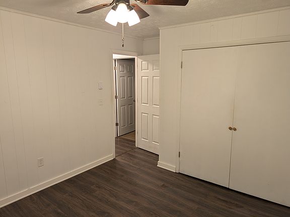 5th image of 140 Henson Dr