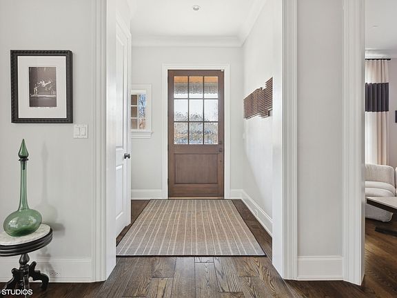 2nd image of 510 Greenleaf Ave