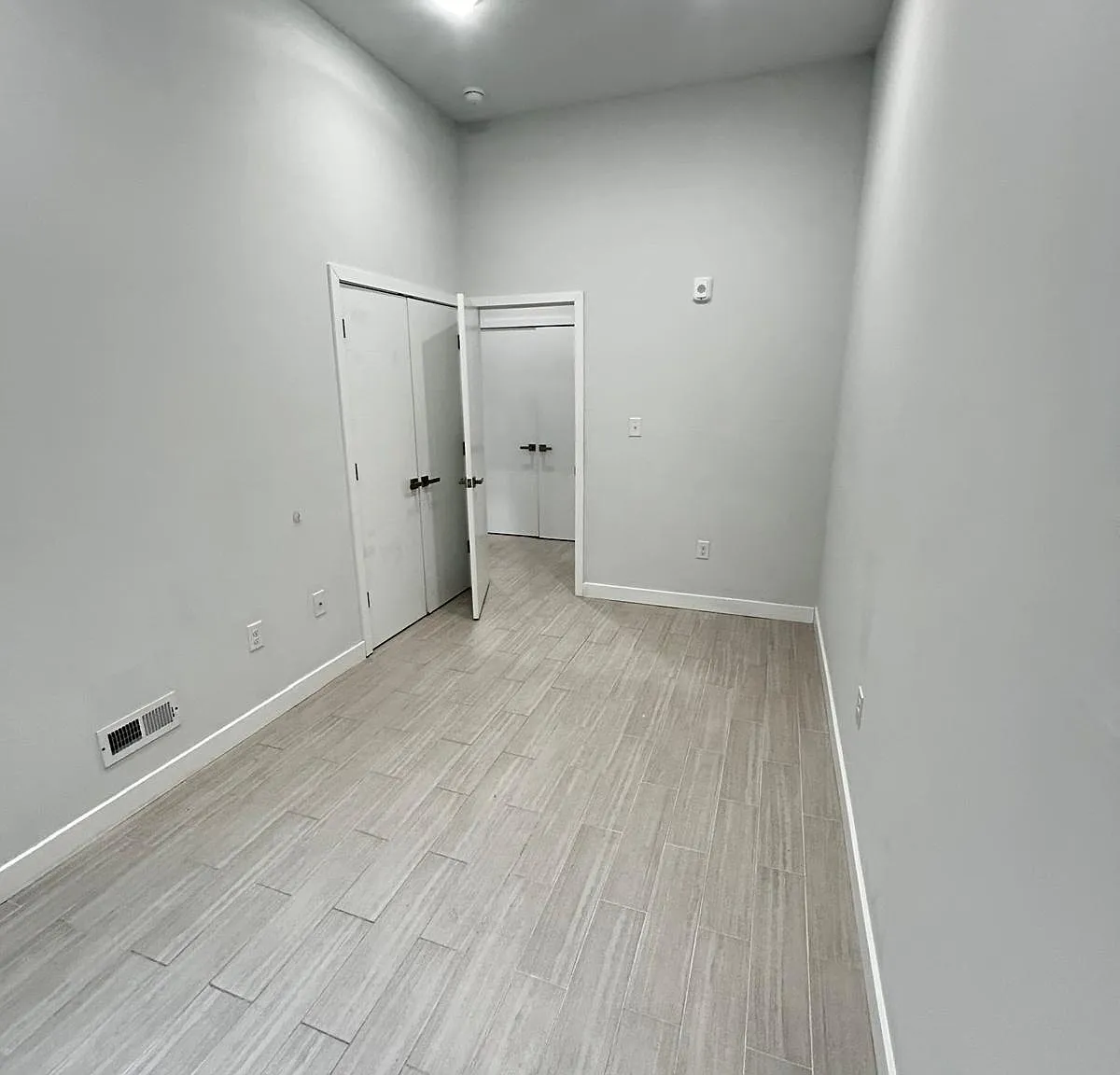 2 bed, 1.5 bath, 800 sqft, $1,700 — Photo 3