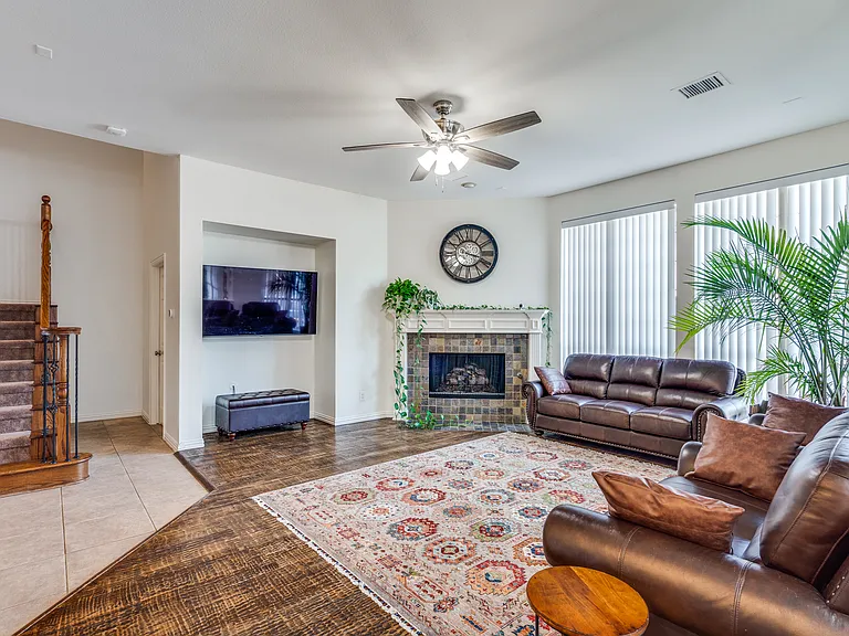 11649 Keystone Dr — Photo 6