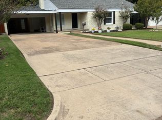 6120 Kenwick Ave, Fort Worth, TX 76116