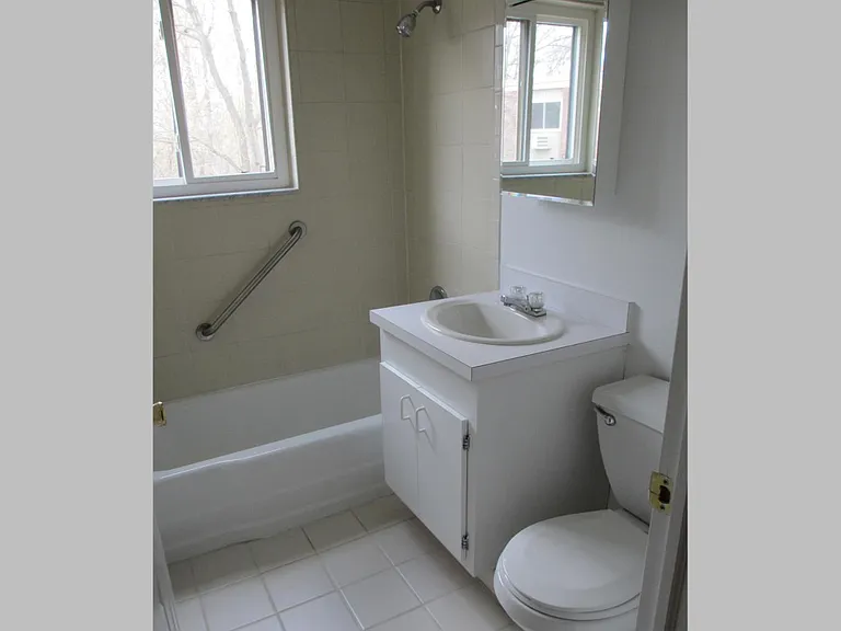 55+ Community - Springvale Apartments — Photo 29