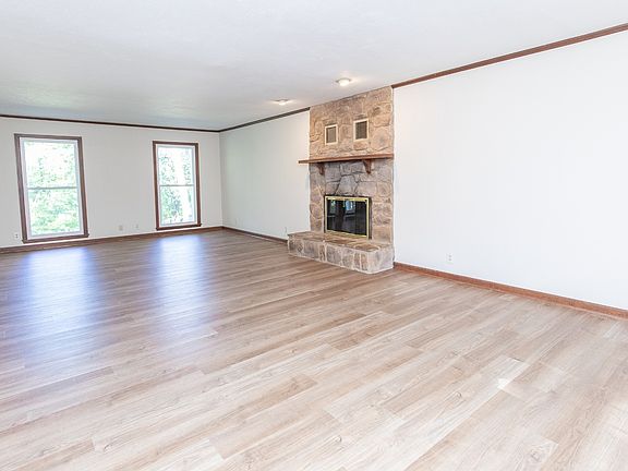 4th image of 1591 Brinkley Branch Rd