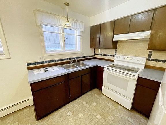 2nd image of 3037 W 30th Ave #4