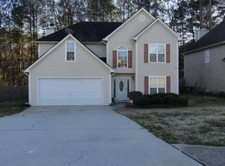8026 Mustang Ln, Riverdale, GA 30274