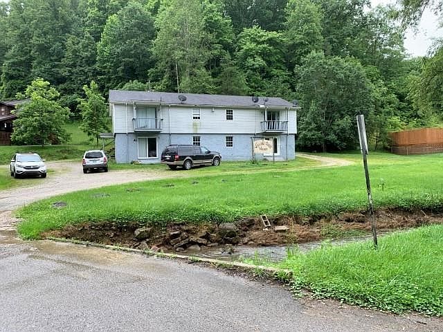 2nd image of 50 Baker Br