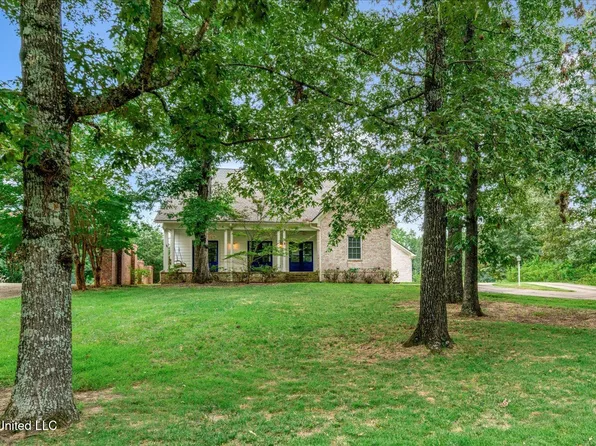 21 Nelson Dr, Holly Springs, MS 38635