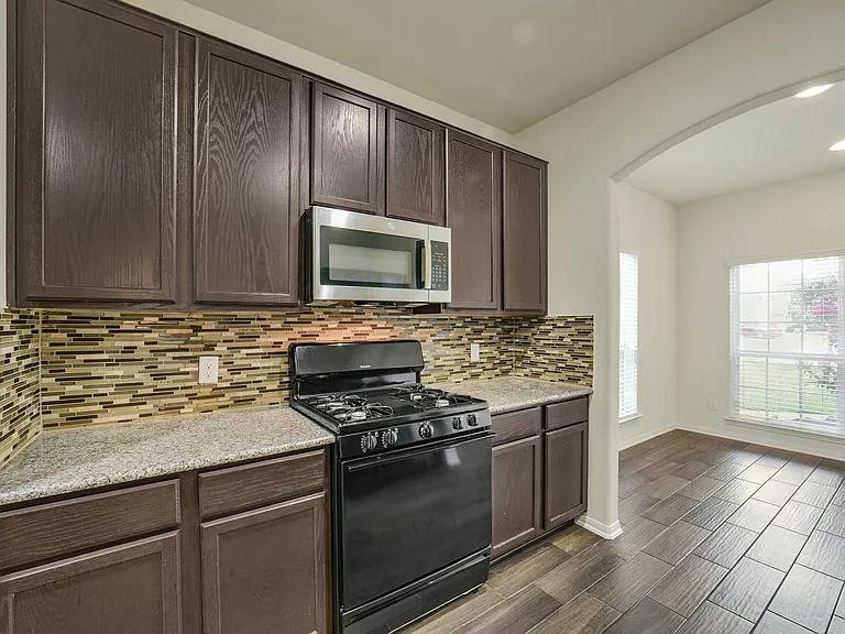 10502 Chestnut Path Way — Photo 11