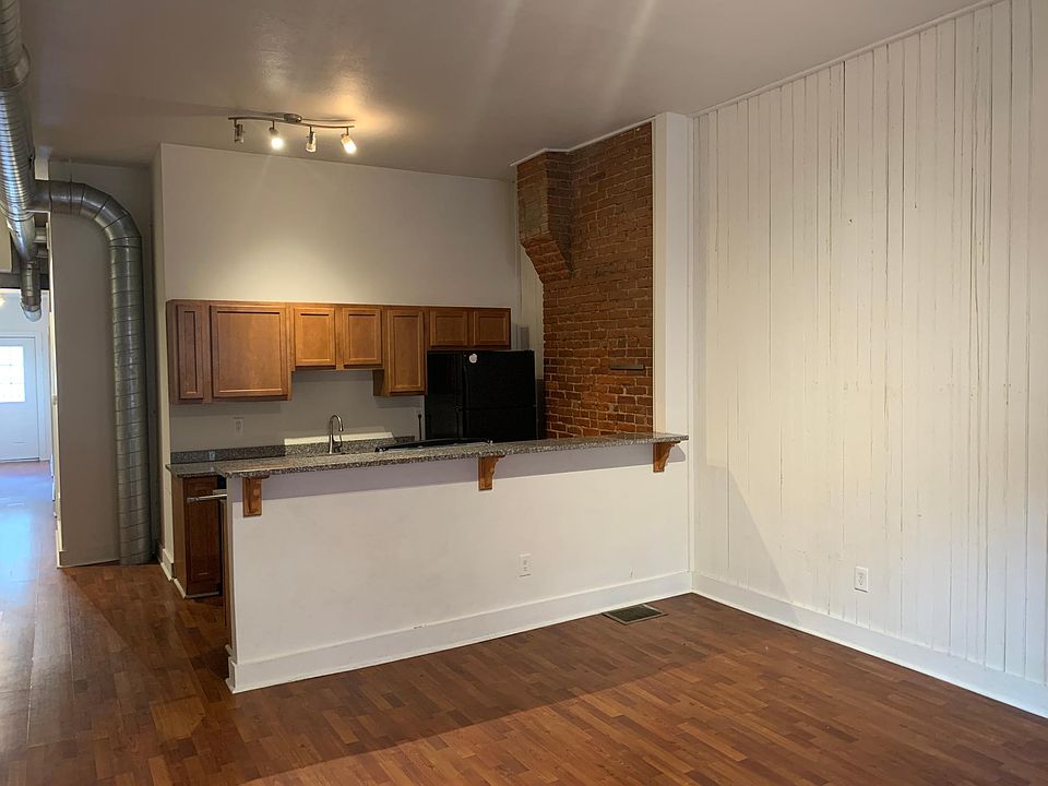 1st image of 3947 Mintwood St #1