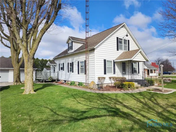 73 County Road 17d, Napoleon, OH 43545
