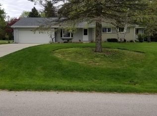 1200 Jaclyn Dr, Brookfield, WI 53045