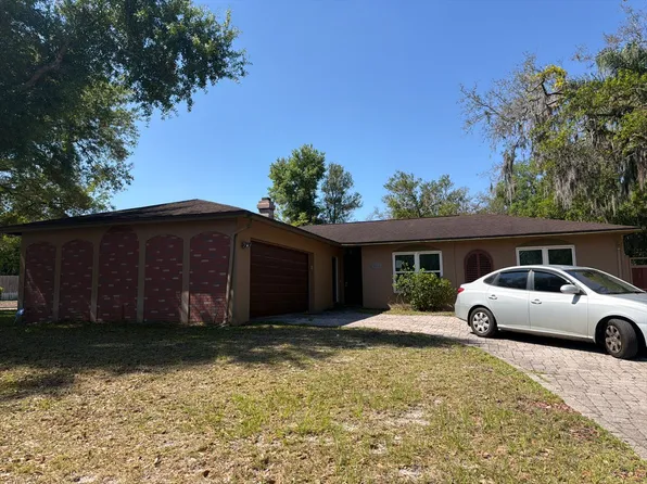 10916 N 19th St, Tampa, FL 33612