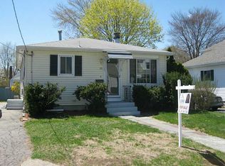 20 Hemalin Rd, Cranston, RI 02910