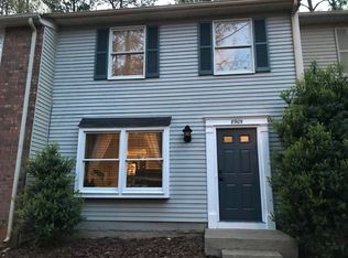8905 Roberts Dr, Sandy Springs, GA 30350