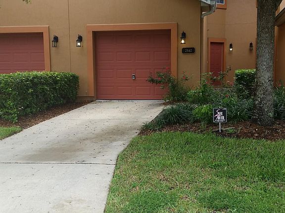 2nd image of 2542 Summit View Dr