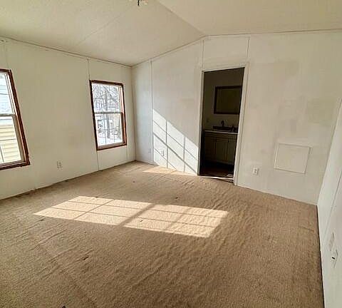 4th image of 602 Moosic Hts